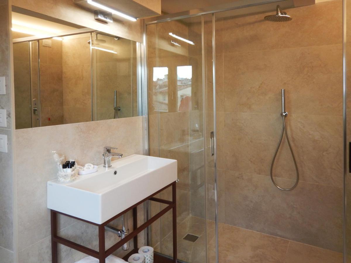 Chic Stay Boutique Apartments Флоренция Экстерьер фото